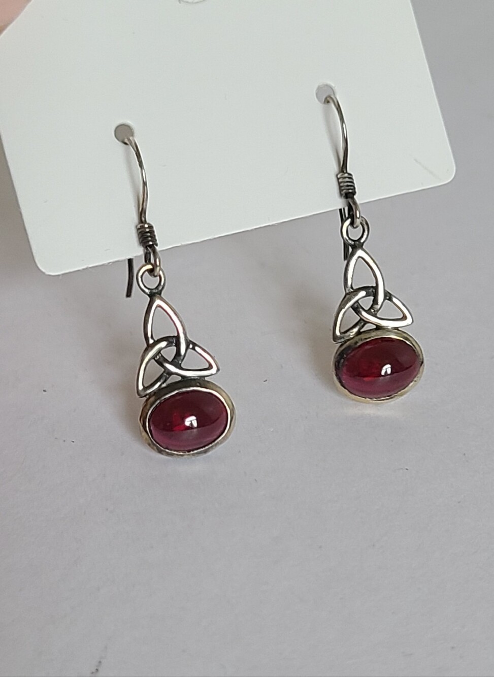 Sterling Silver Scottish Celtic Trinity Knot Triquetra Red Garnet Drop Earrings